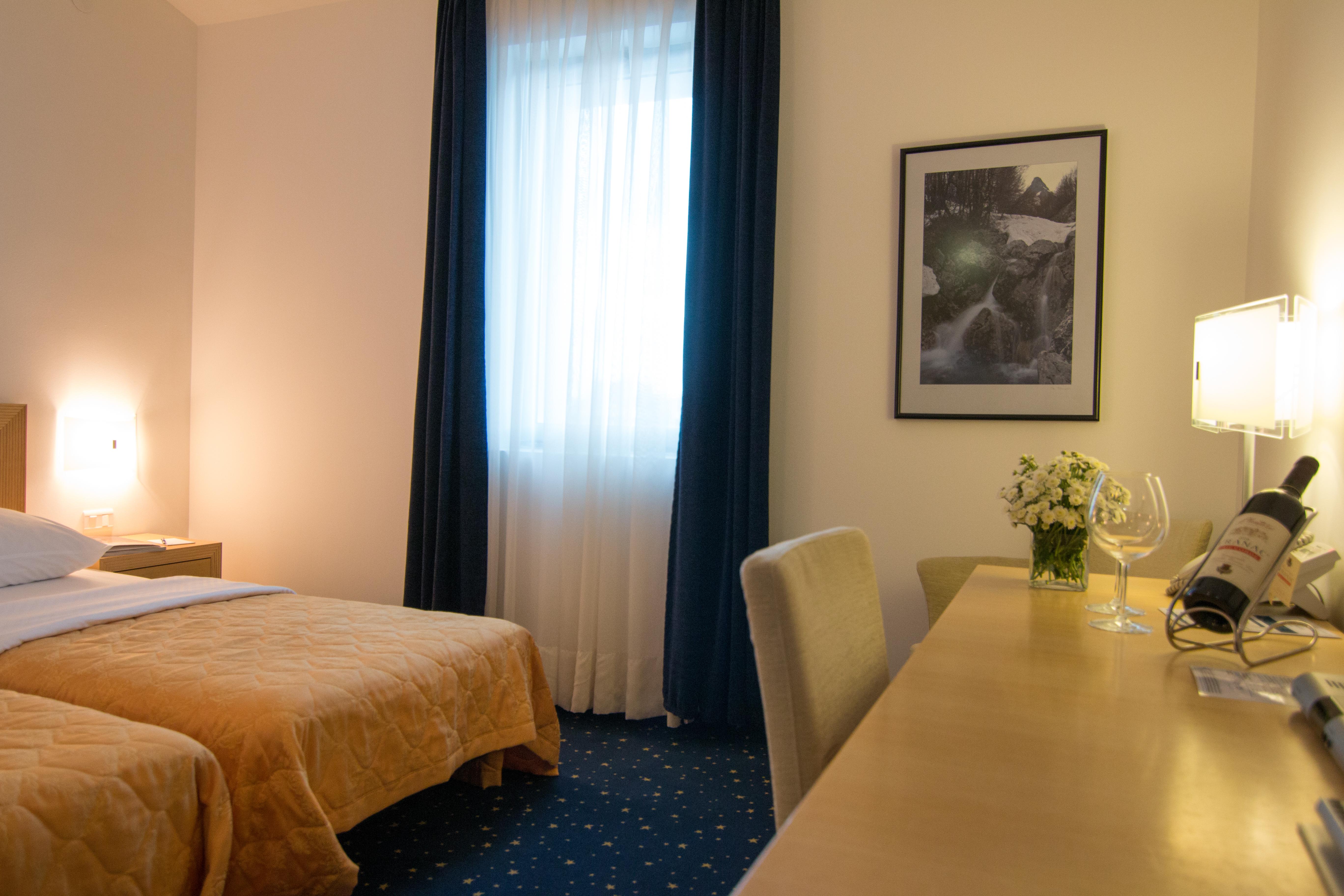 Hotel Blue Star Budva Luaran gambar