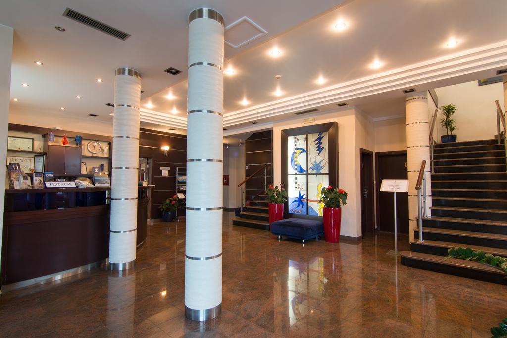 Hotel Blue Star Budva Luaran gambar